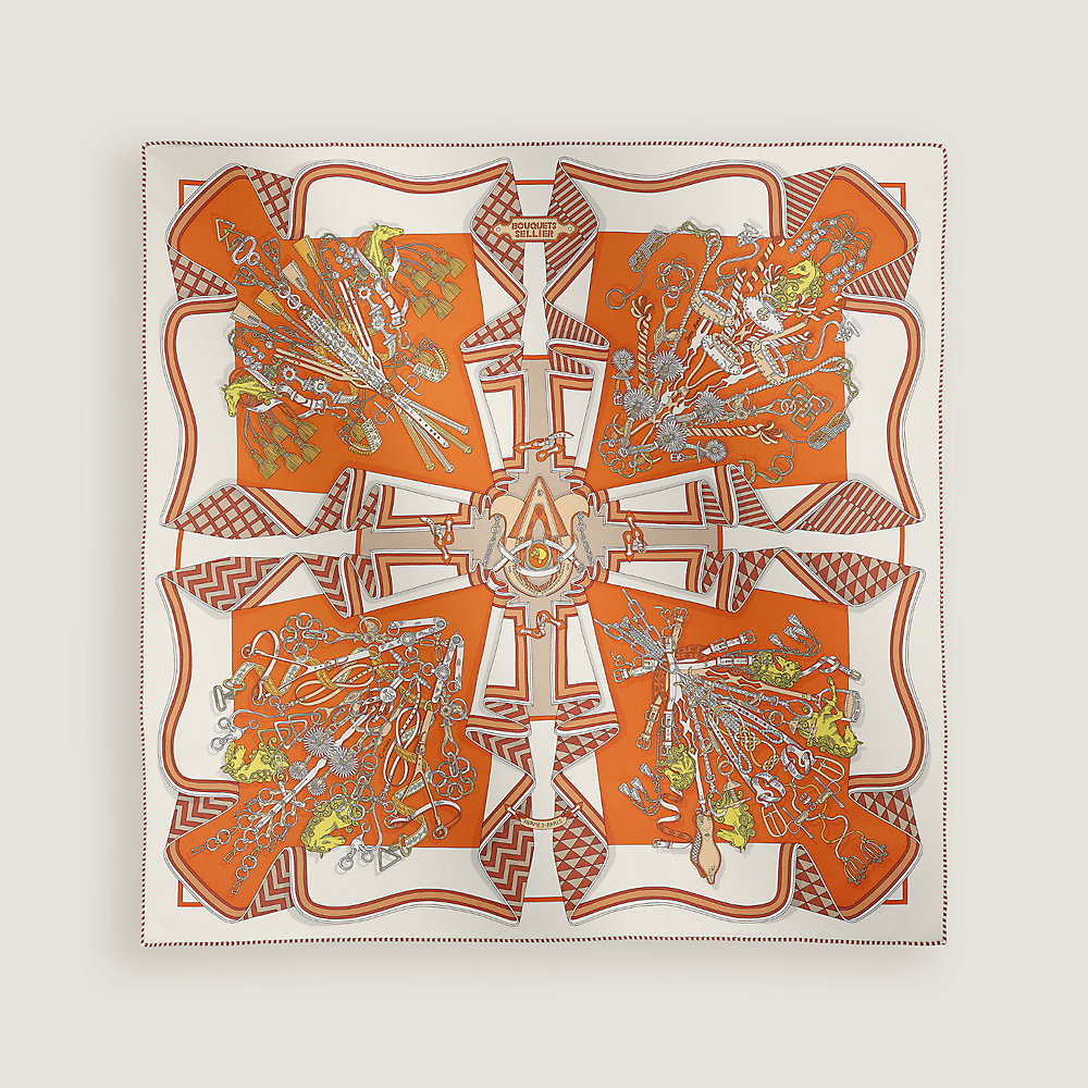 [Hermes] Hermes Carré 70 Grande Lala Medallion Silk Scarf Khaki Green [Used] [Authenticated and Guaranteed Authentic] 213637